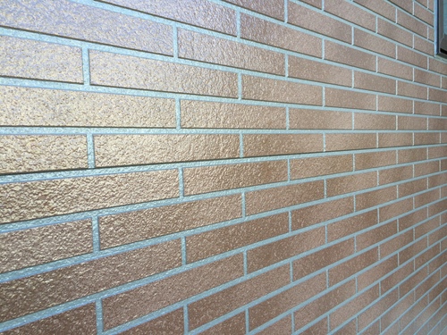 施工後の外壁 クリア塗装完成 艶やかな仕上がり 江別市 外壁塗装