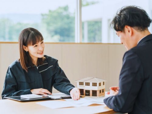 【江別市の外壁塗装ガイド】塗料選びと施工の流れを徹底解説！気候に合ったメンテナンスのコツも紹介